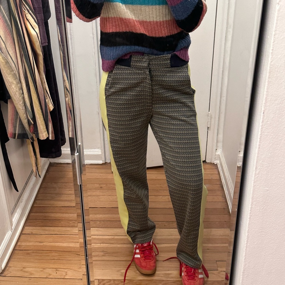 Maison Kitsune Elastic Trousers with Yellow Stripes
